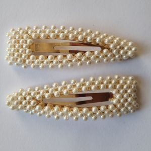 Hair clips