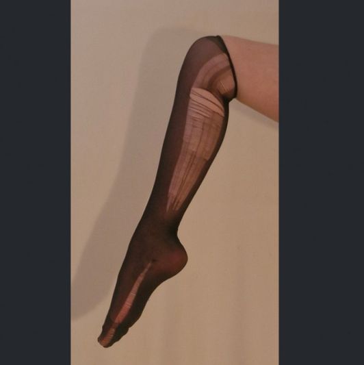 Nyon Socks