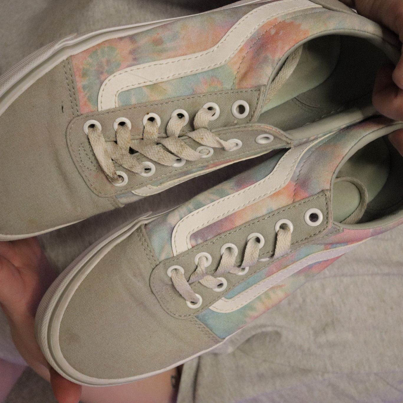 Well Worn Lace Tye Dye Vans