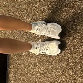 6 feet pics