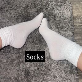 SOCKS 1 PAIR