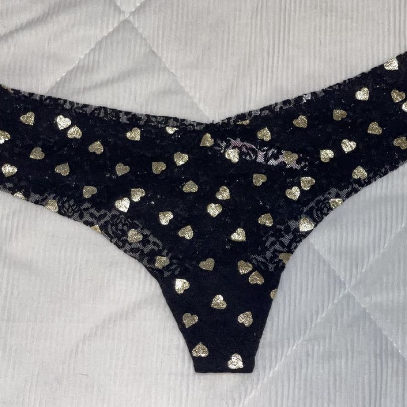 SALE Black Lace w Gold Hearts Cheeky