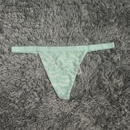 Mint Groovy VString