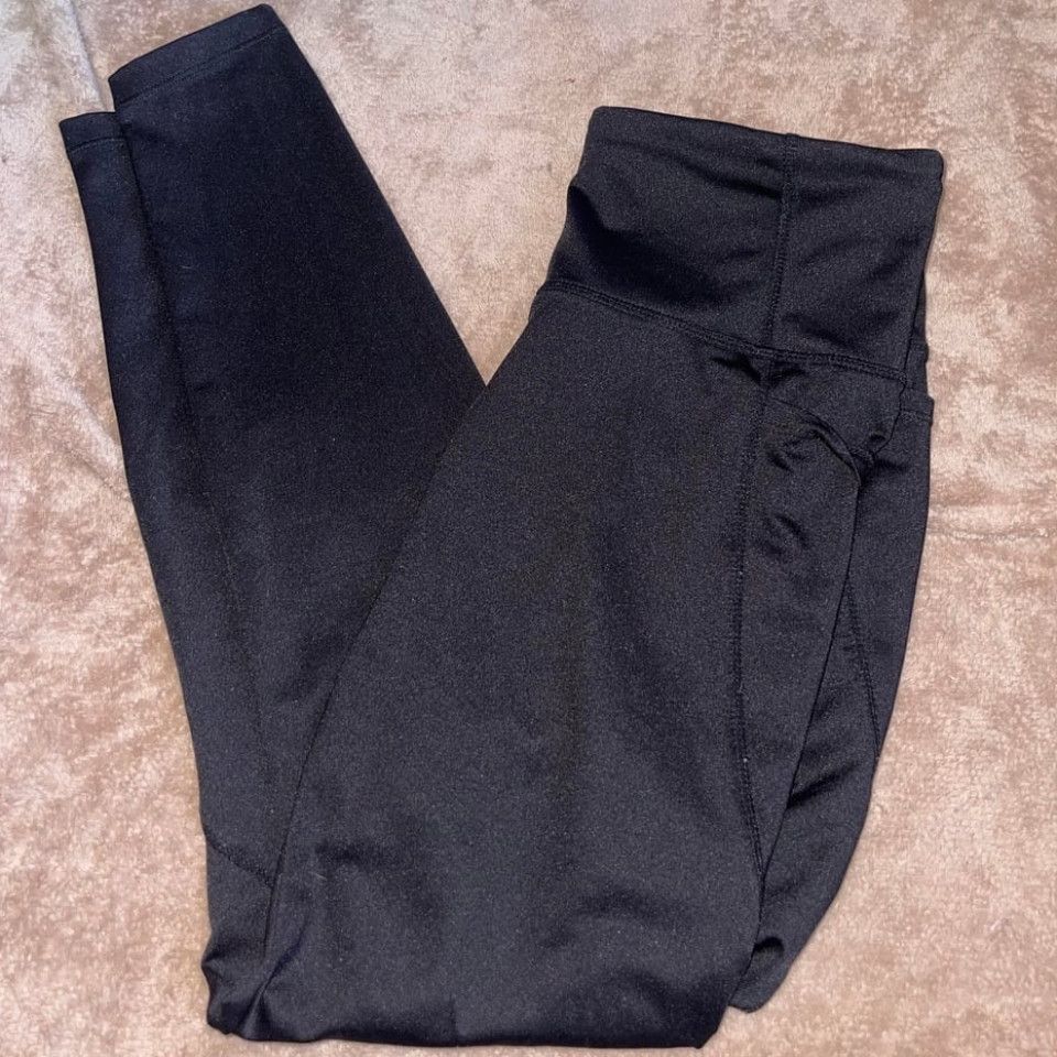 Black Leggings Crown and Ivy
