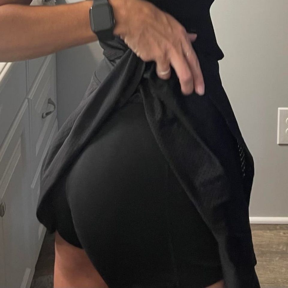 Black Skort