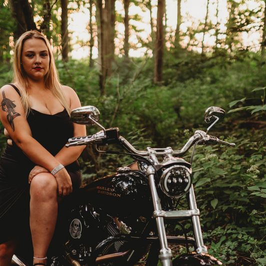 Harley Lingerie and Nude Photos