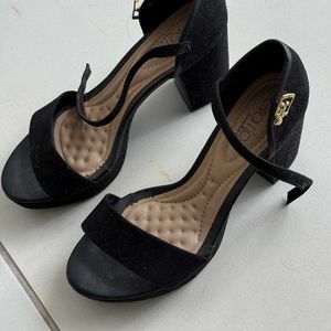 High heel sandals