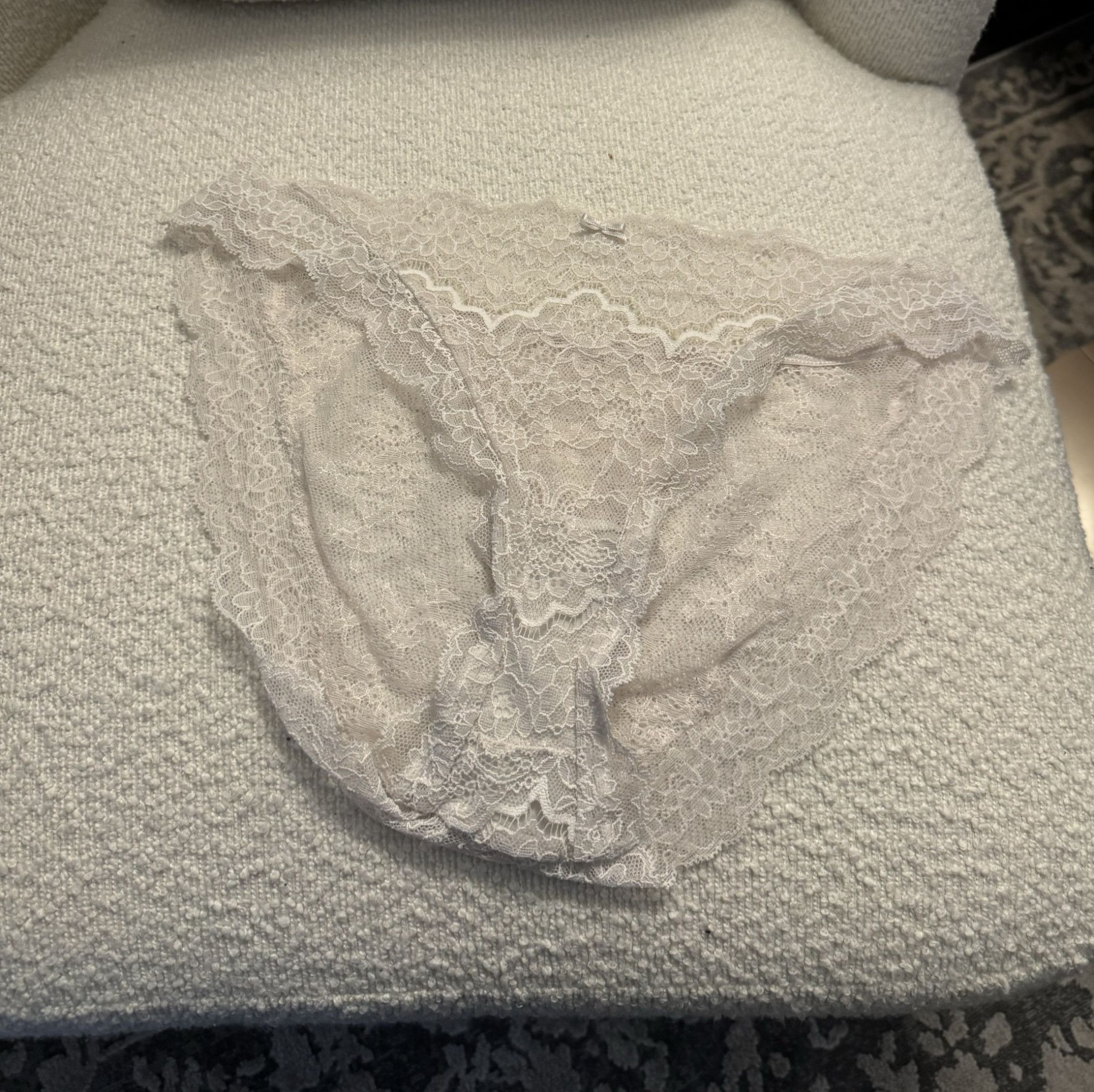 white lace undies with bow