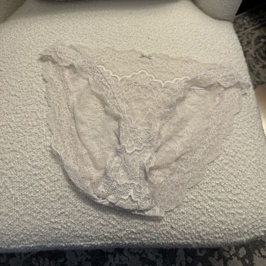 white lace undies with bow