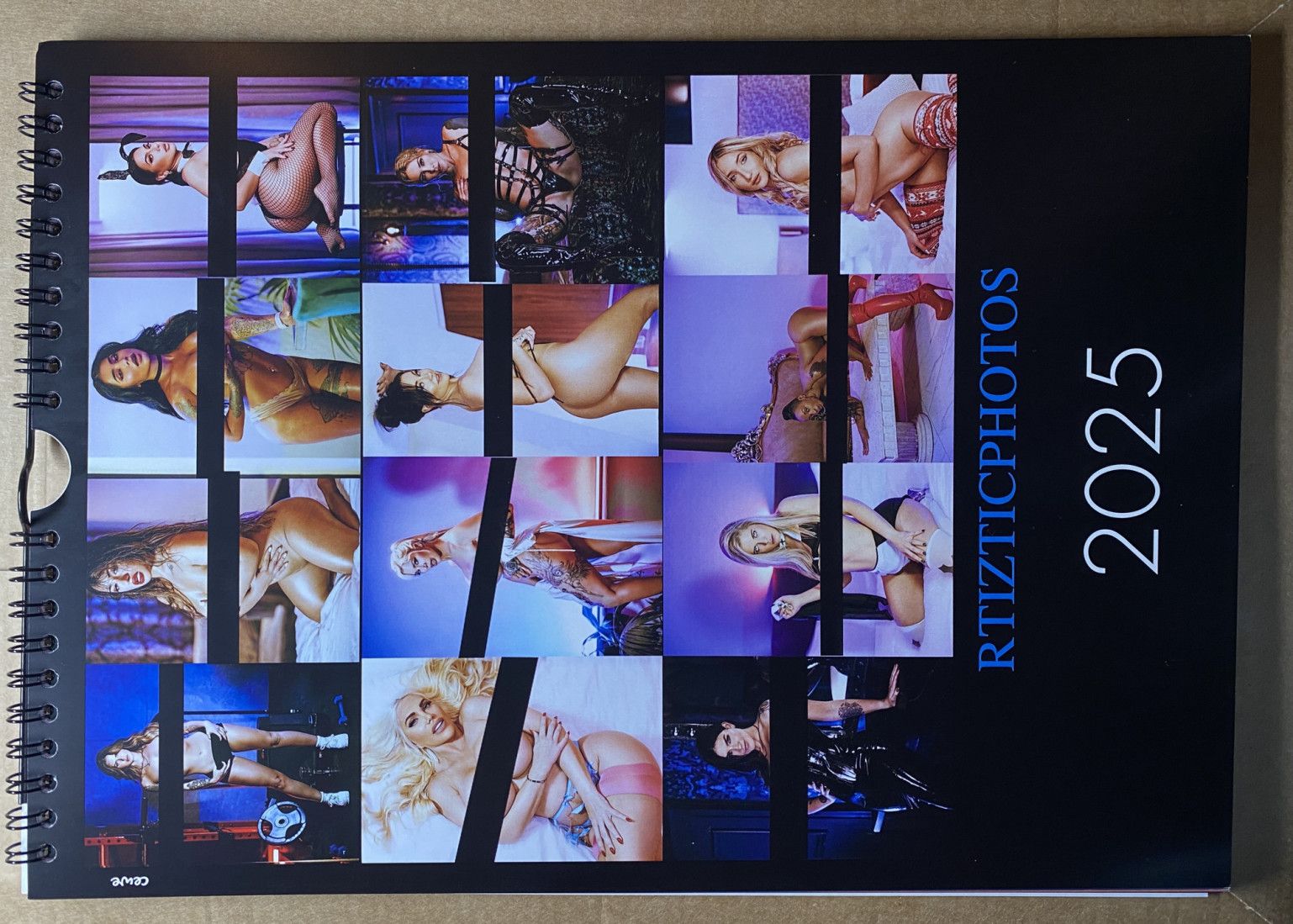 2025 topless calendar