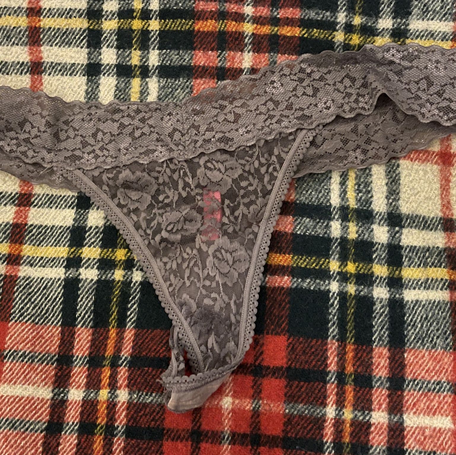 Used laced Thong women