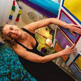 Join Sexy Hippies Sluttiest Students!