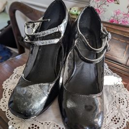 Well Loved High Heels