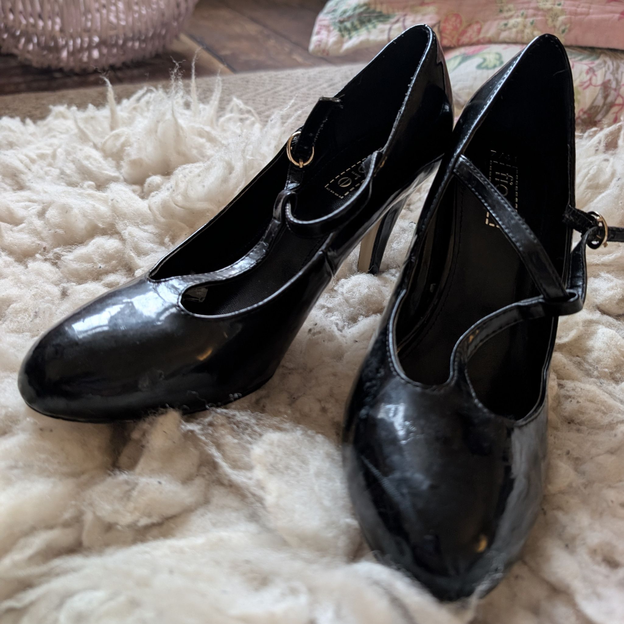 Well Loved High Heels