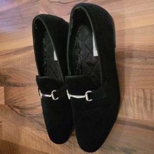 Luxurious black loafers Steve Madden