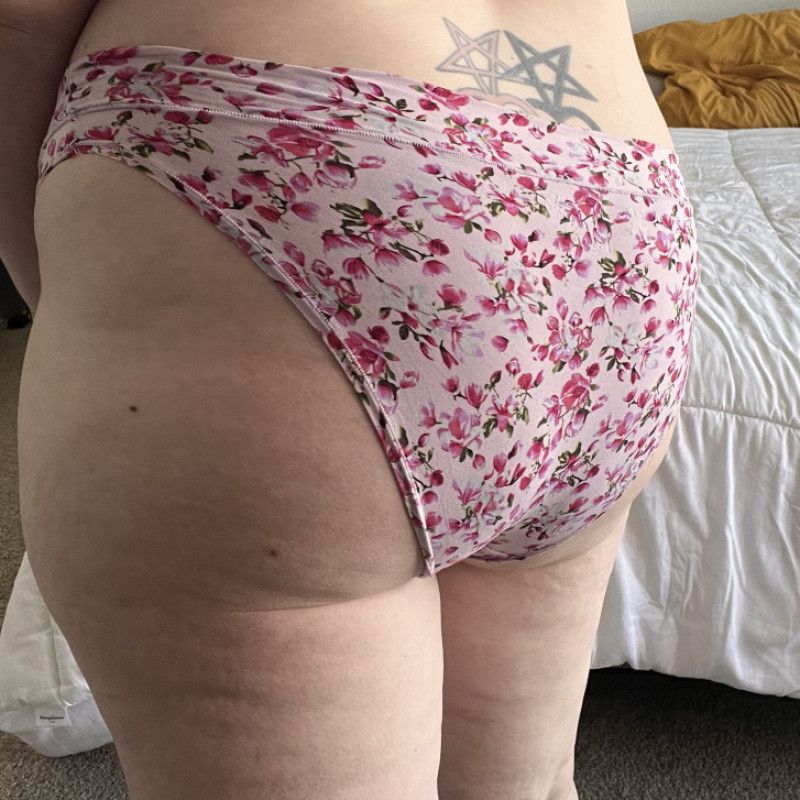 Pink floral panties