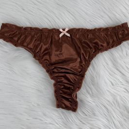 Crimped Shiny Light Rose Thongs