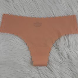 Seamless Grooved Salmon Panties
