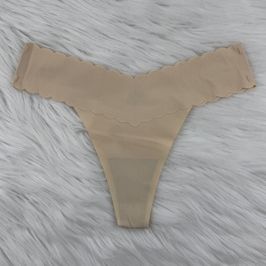Scalopped Creme Thongs