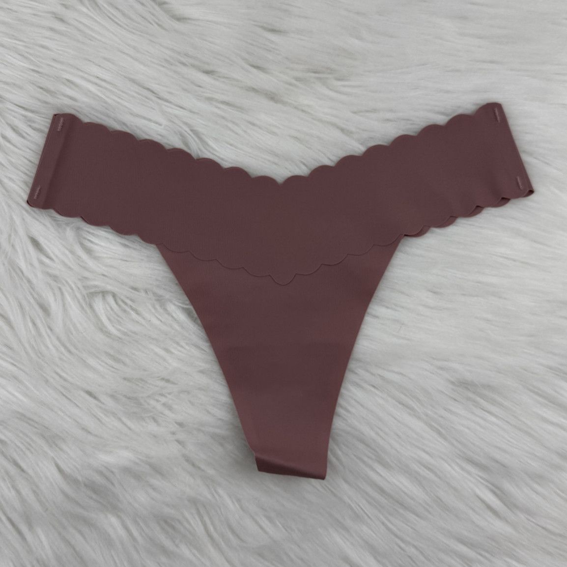 Scalopped Dusty Rose Thongs