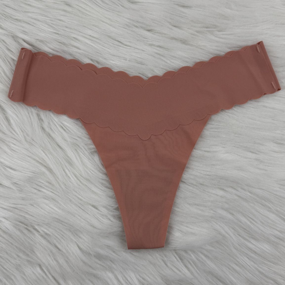 Scalopped Salmon Thongs