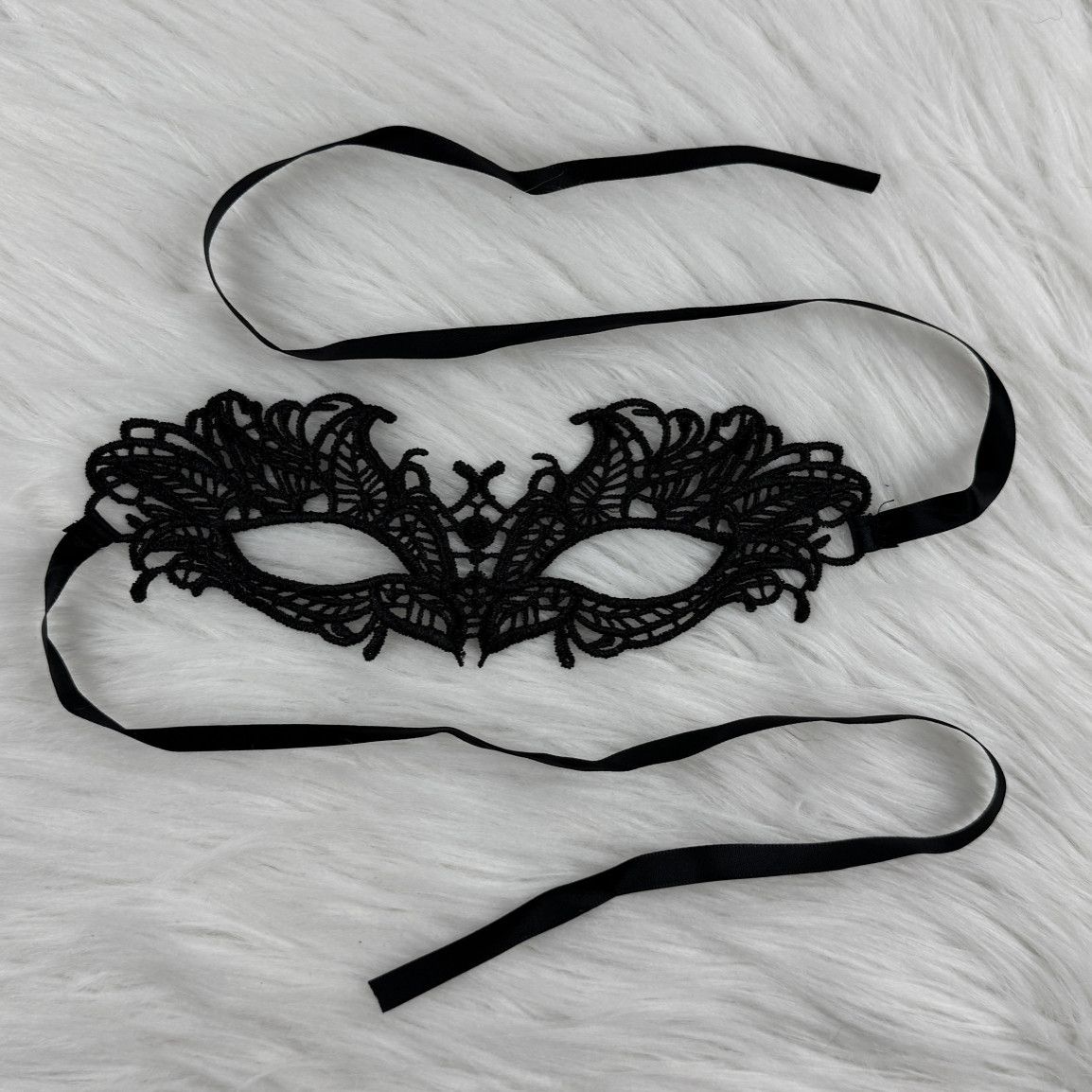 Lacy Mask 4