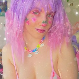 Strawberry Clown 2023 Photoset