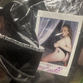 Black Panty Slut Sunrae_Fae Signed Bundle