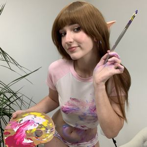 Painting Class with Elf Girl Photo Set