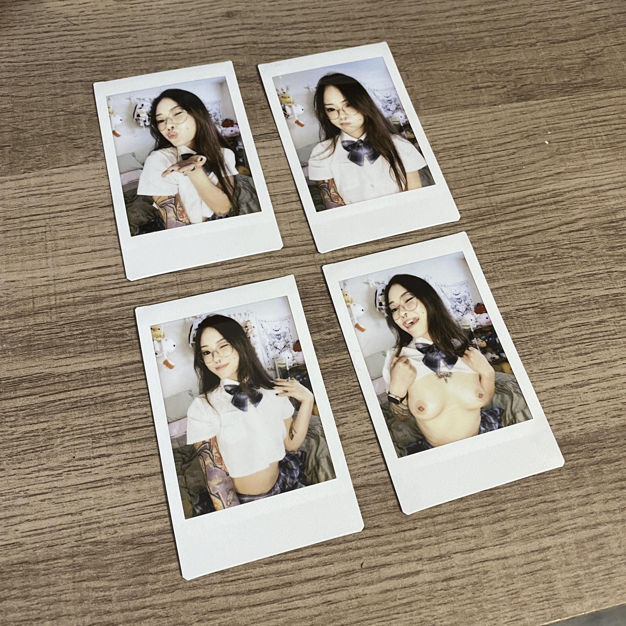 Cutie School Girl Polaroid Set