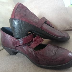 dark cherry shoes