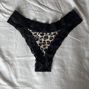 sexy leopard print and black lace thong