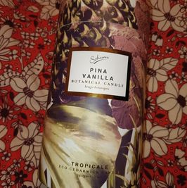 Pina Vanilla Woodwick Candle