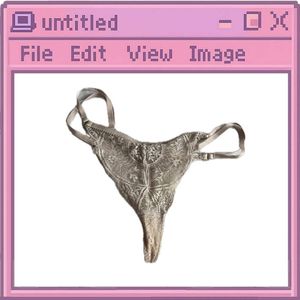 FROSTY WHITE LACE PANTIES