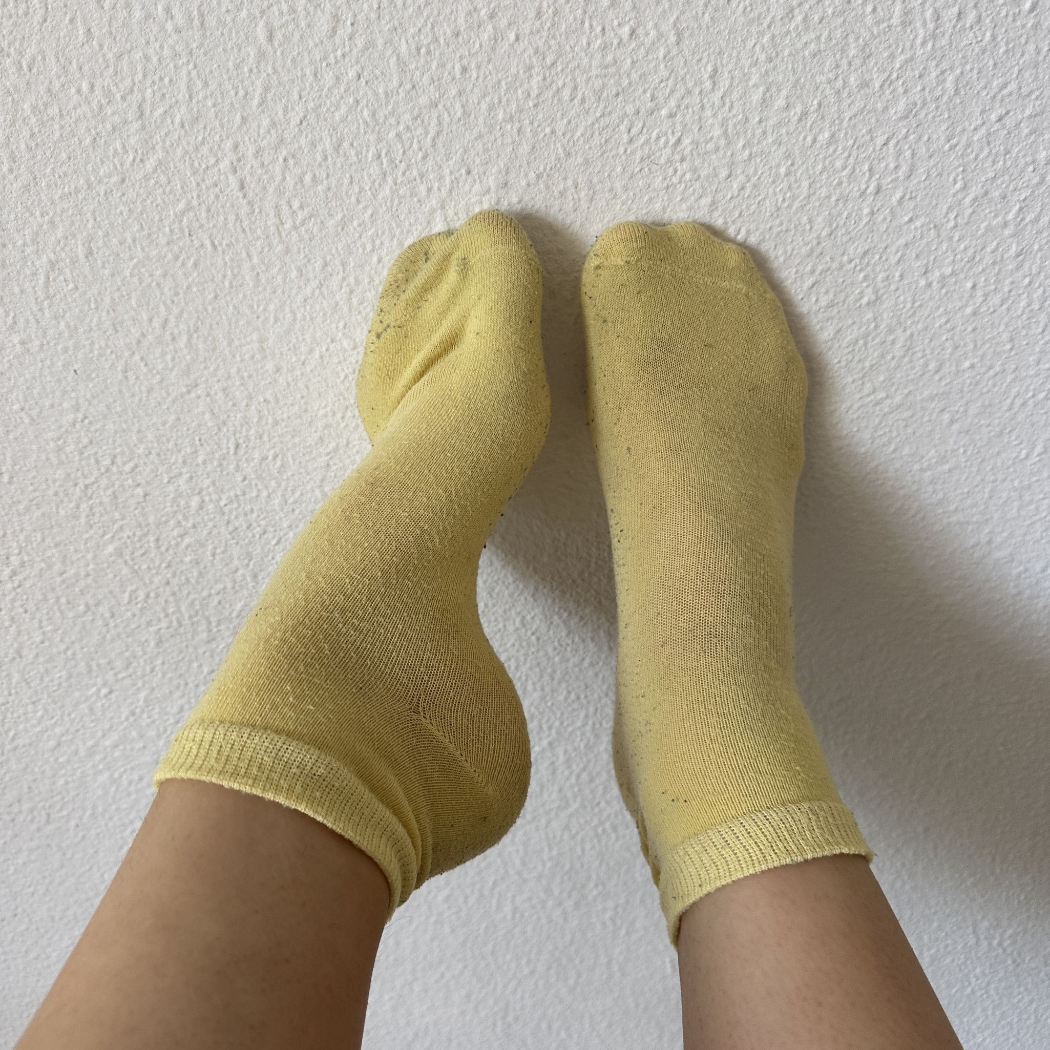 Short Sporty Yellow Socks
