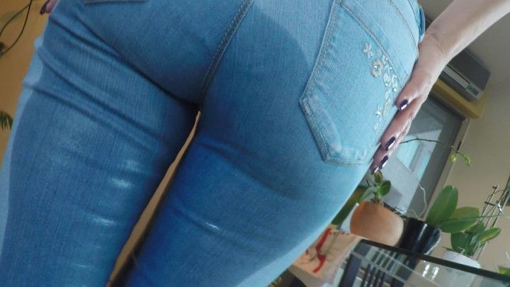 Pee Soaked Jeans and Hard Orgasm