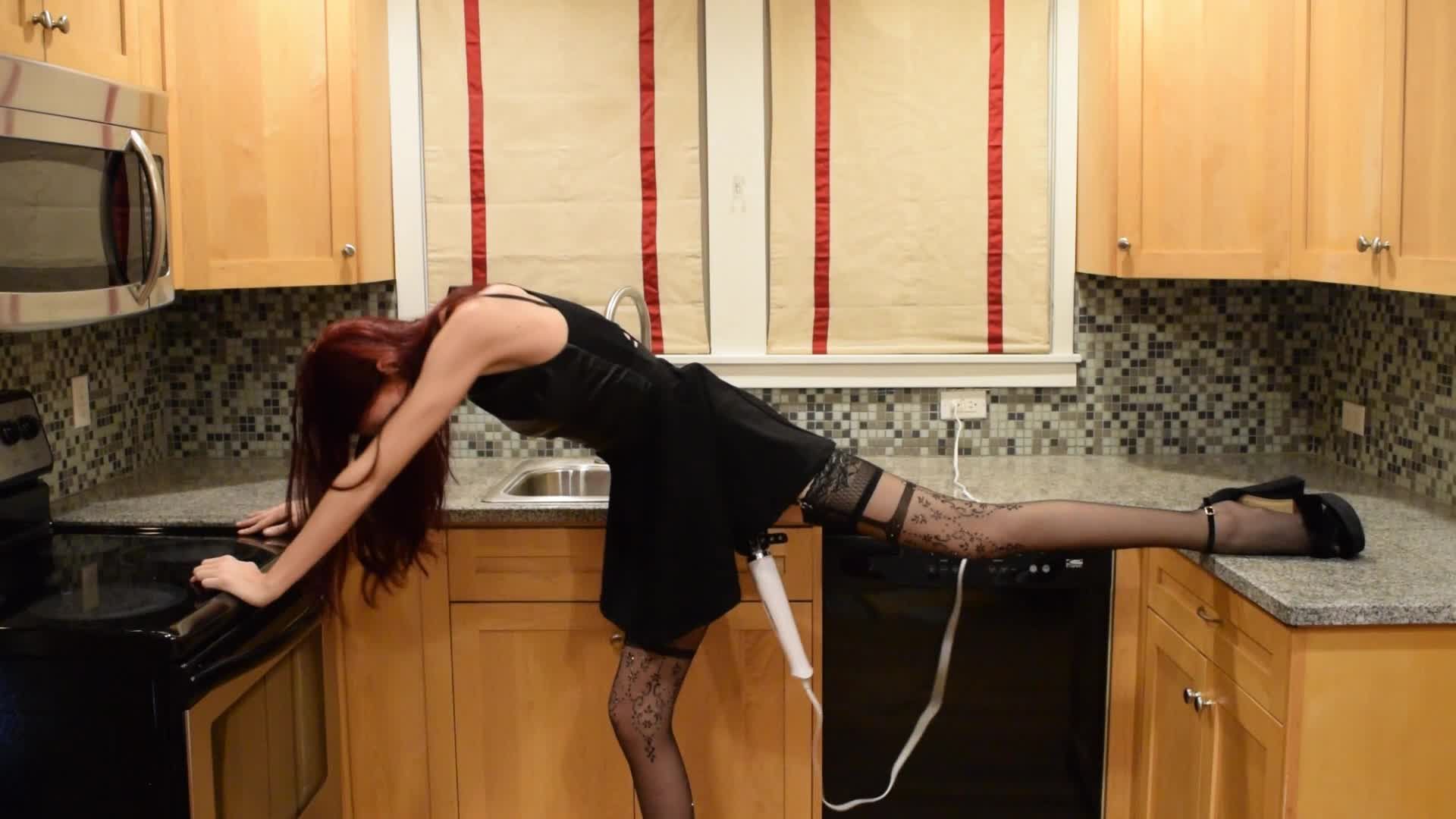 Harness Hitachi Hands Free Orgasm