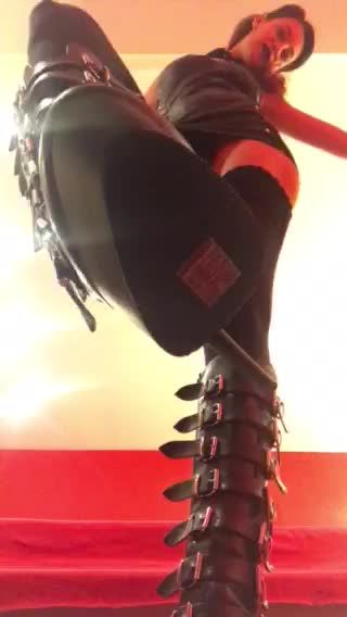 Giantess Fetish - vore fetish