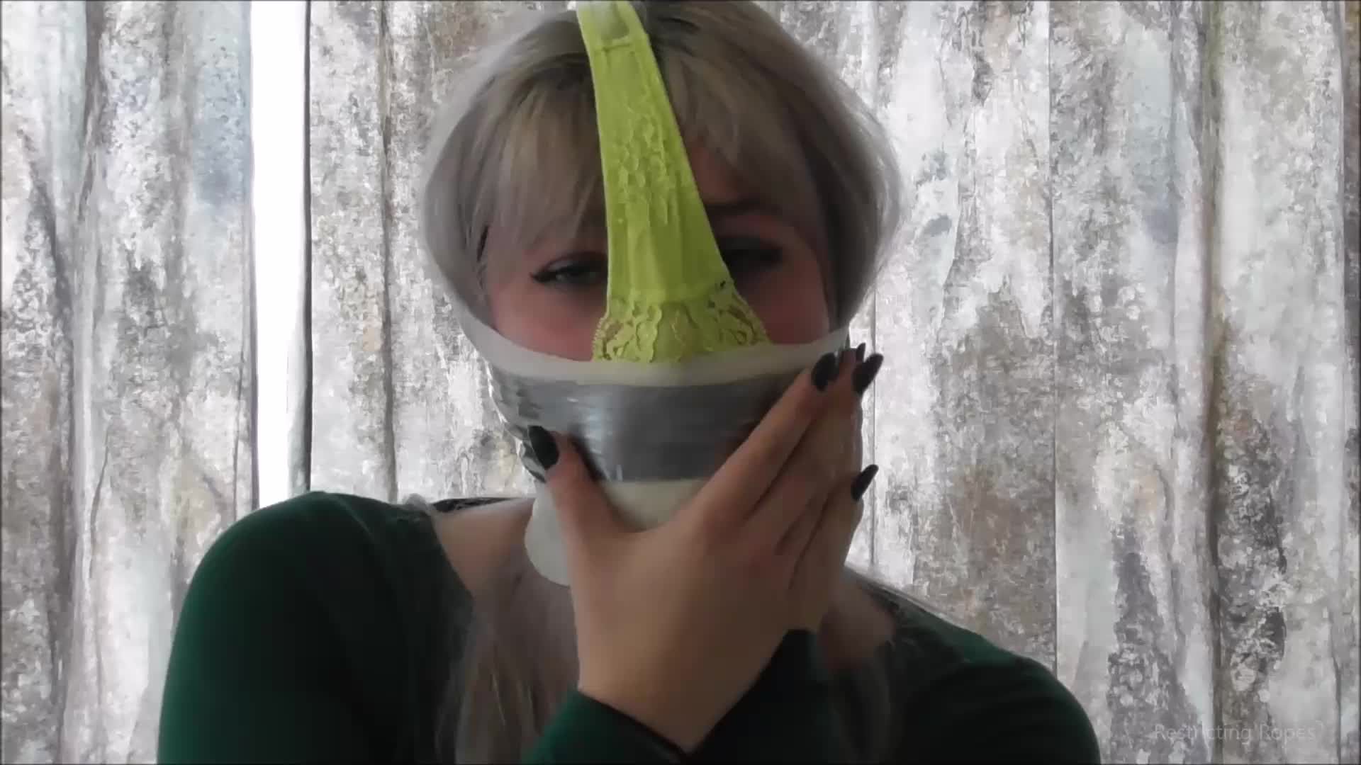 Luna Grey - Gag Testing