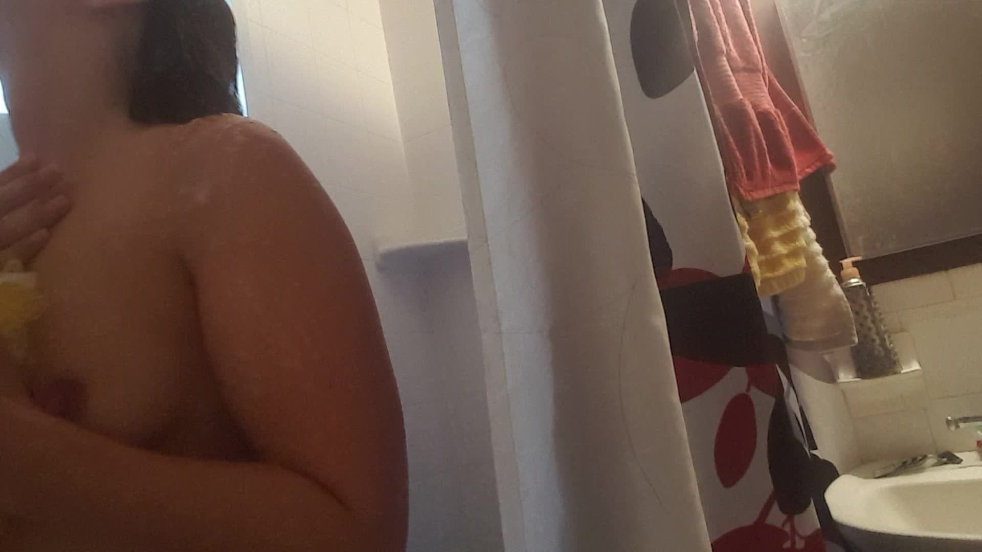 Post girl on girl fuck cool off shower