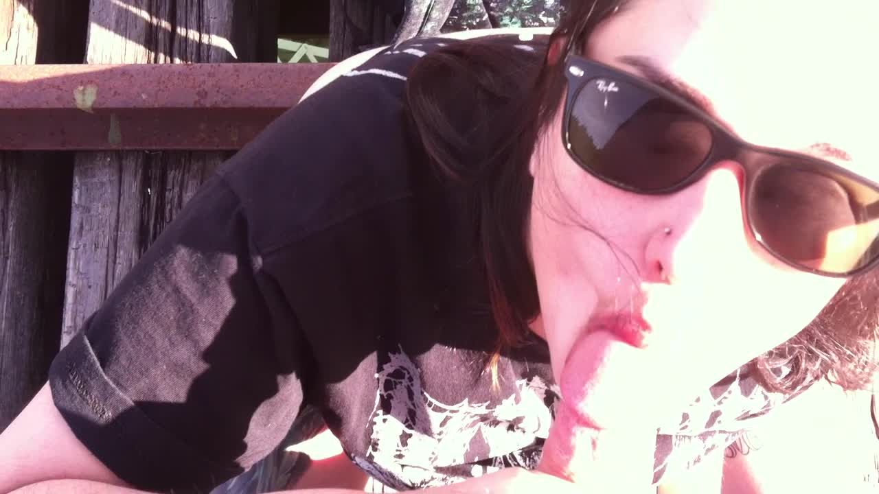 Public blowjob! On a 400 ft tall Bridge