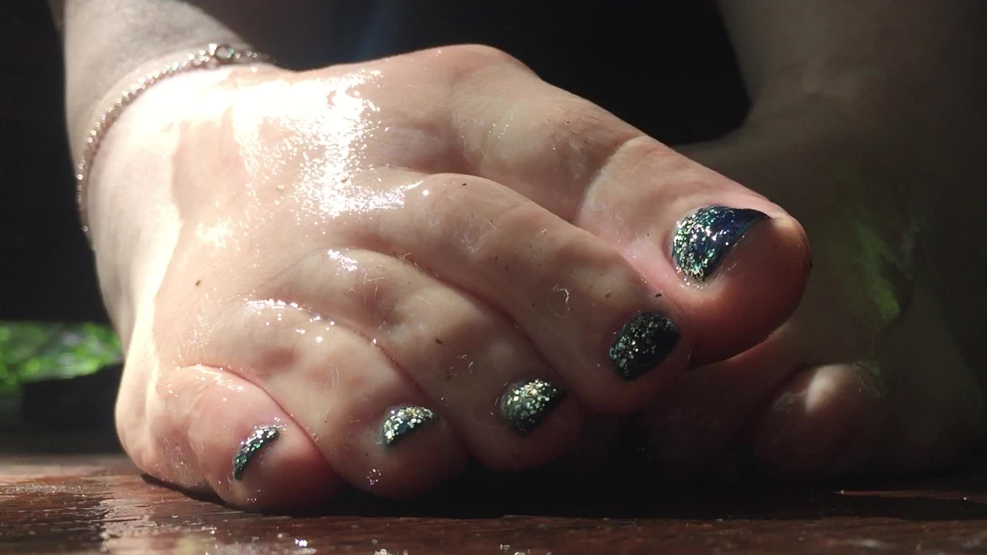 Midnight Stars Oily Toe Tease