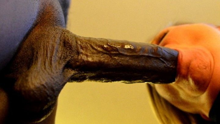 Kansas MILF Vs 14 BBC Donkey Dick