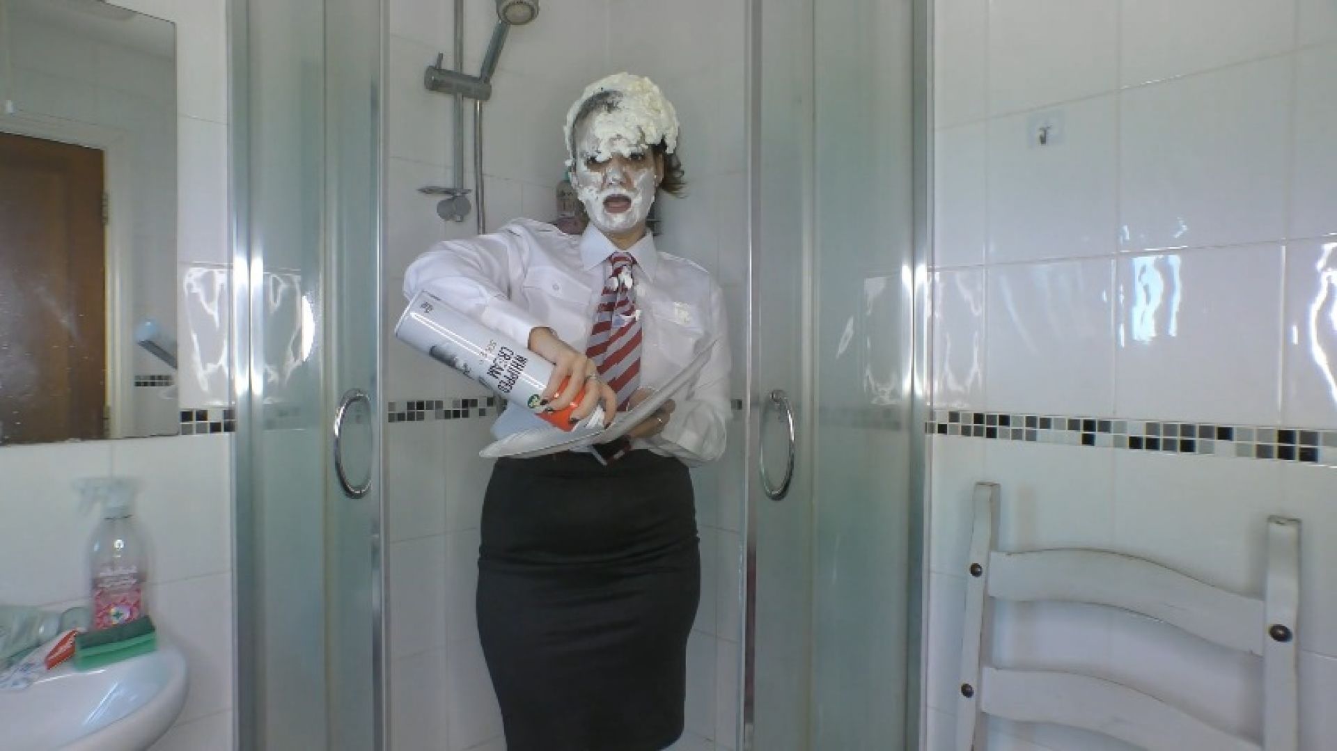 Schoolgirl Pied In The Face Giving JOI