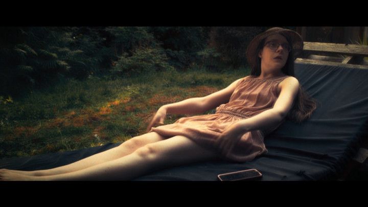 Zombie Alien Pussy Lickers