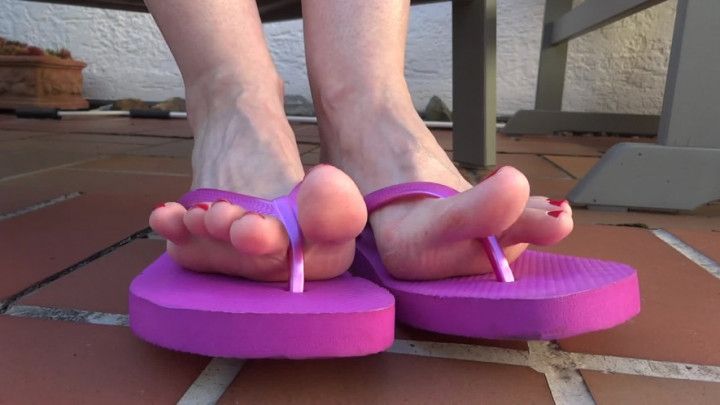 Toe fetish - wiggling my toes Part 7