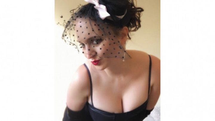 Pin up Style Strip Down