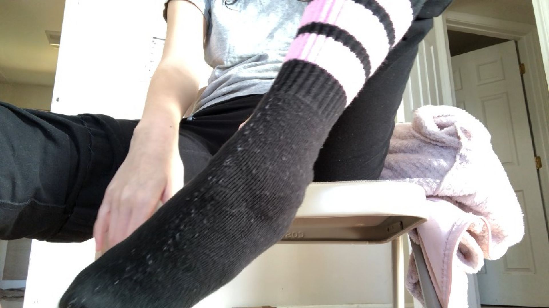 Chinese teen sweaty socks play starring Alexandria Wu