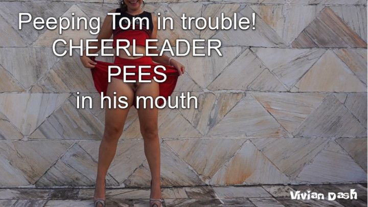 Brat Cheerleader PEEs on voyeur