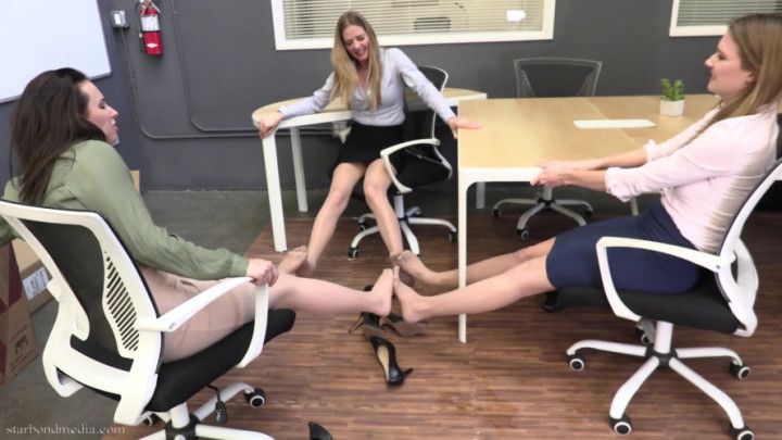 Stuck in the Boardroom Mobile